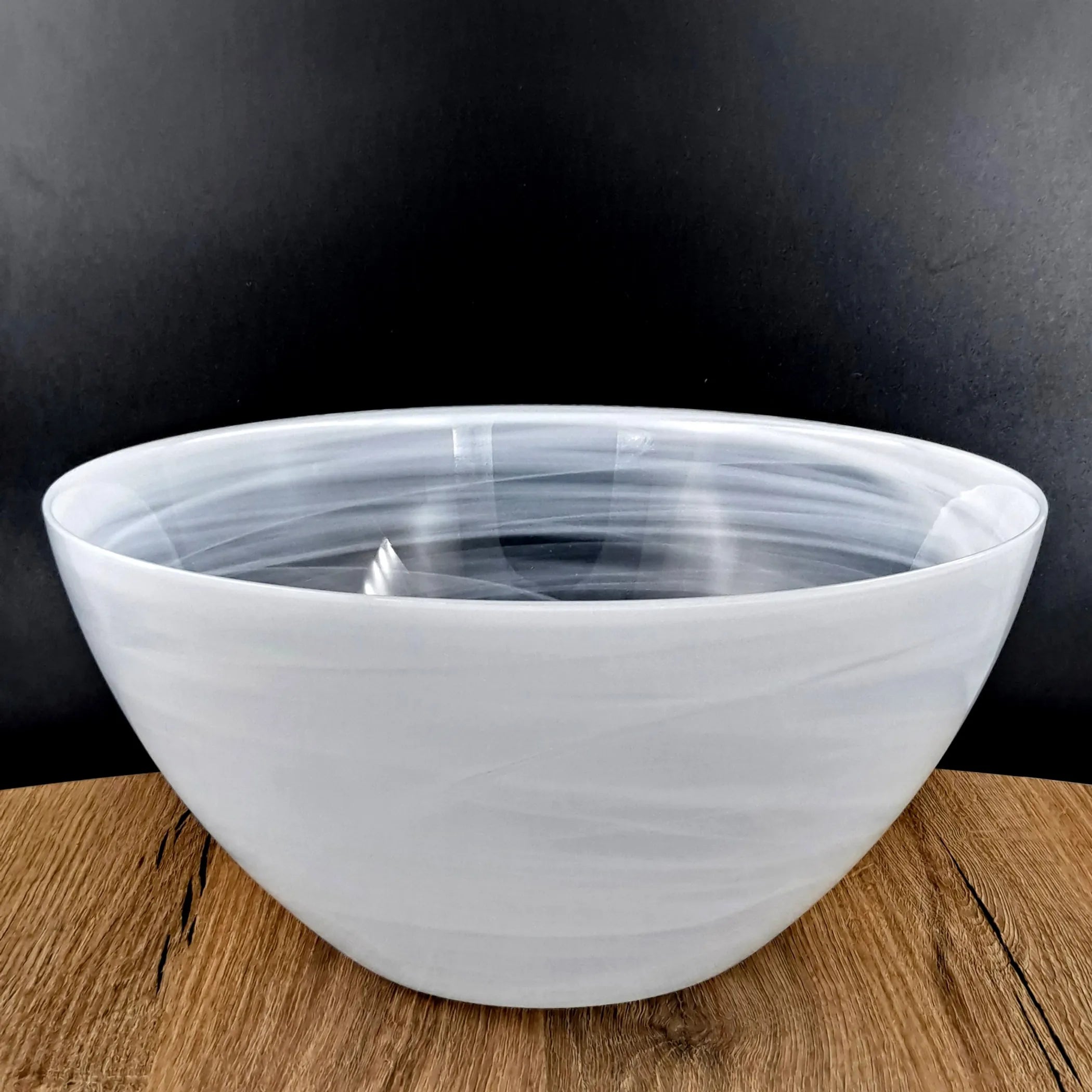 NUAGE Glass Serving Bowl