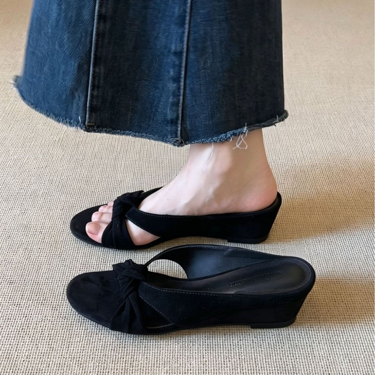 Simple Versatile Wedge Sandals That Are Easy On The Feet