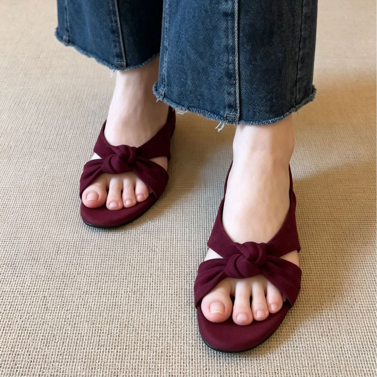 Simple Versatile Wedge Sandals That Are Easy On The Feet